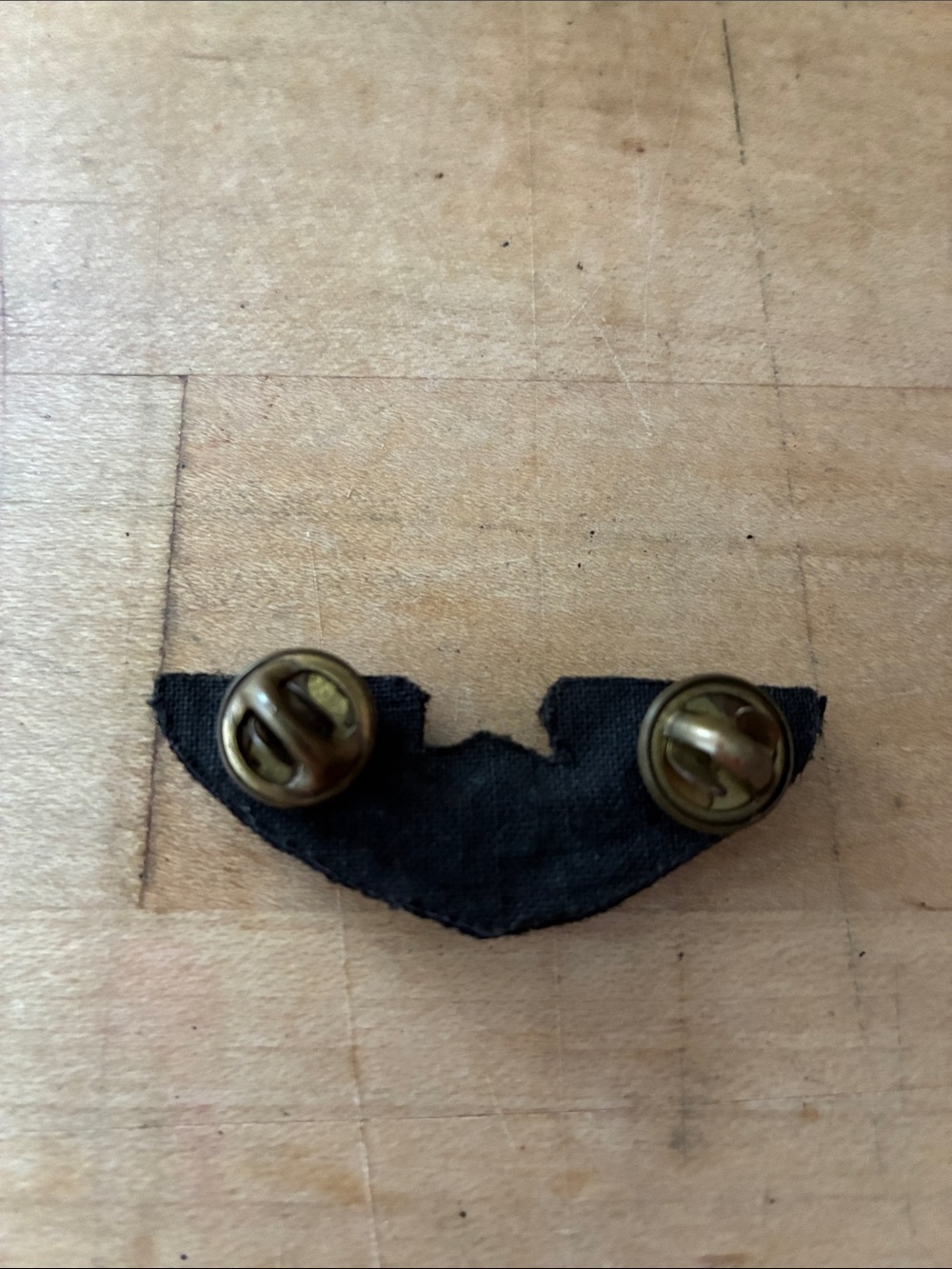 Vintage Embroidered Wings Brooch! - Picture 4 of 4